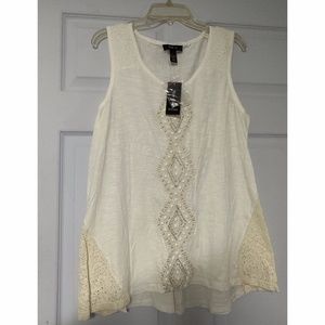 🌸 Spring Sale🌸 NWT Style & Co White & Cream Beaded Short Sleeve Shirt